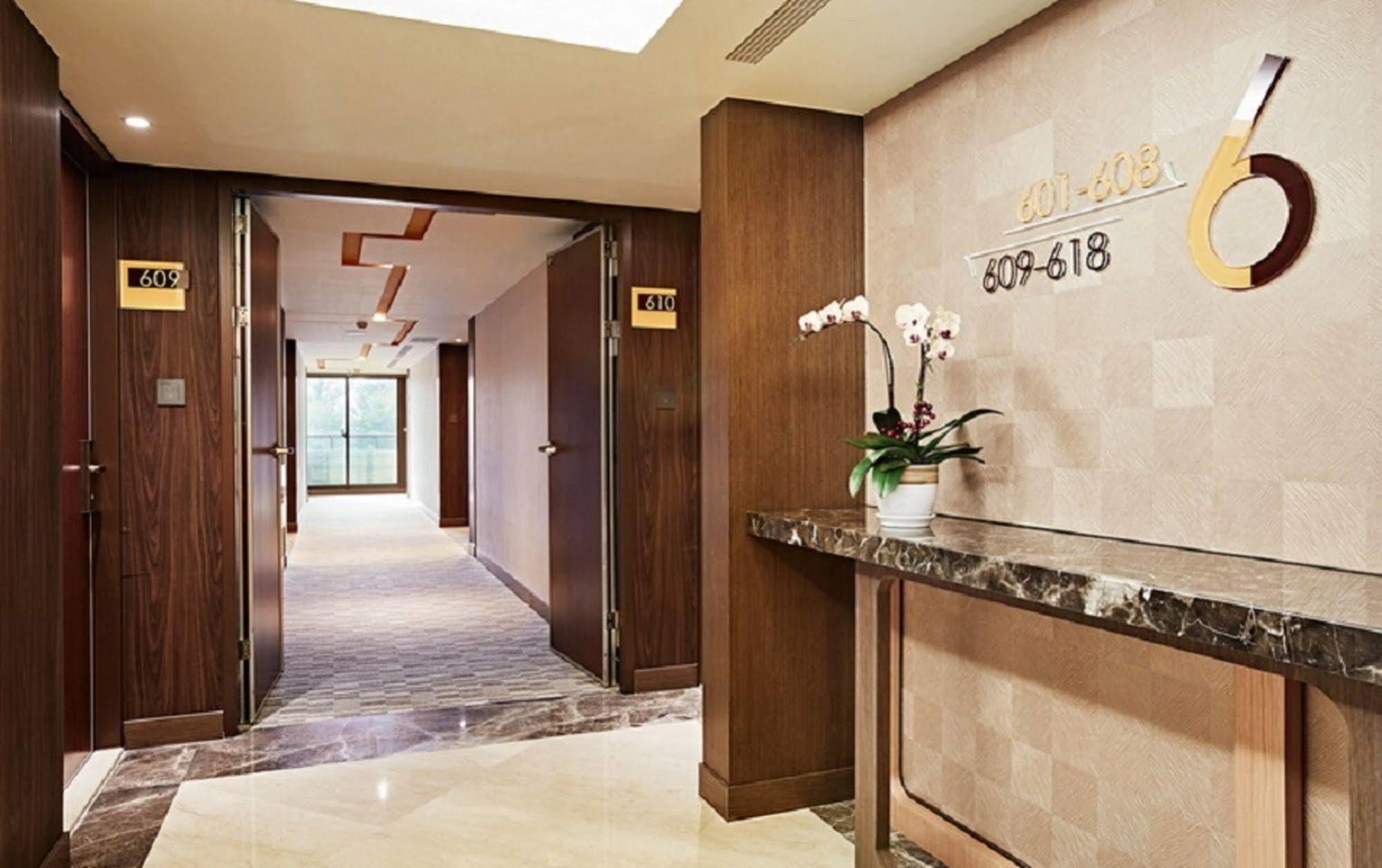 טאינאן Hotel Sukimi מראה חיצוני תמונה